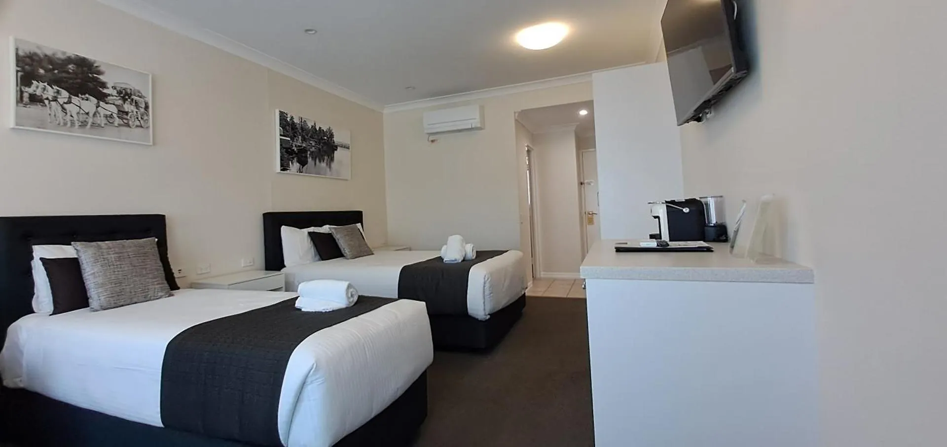 ****  Eastgate On The Range Motel Toowoomba Australia